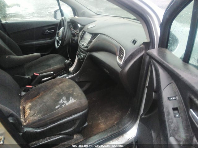 Chevrolet TRAX LS 2017 KL7CJNSB7HB055841 Image 5