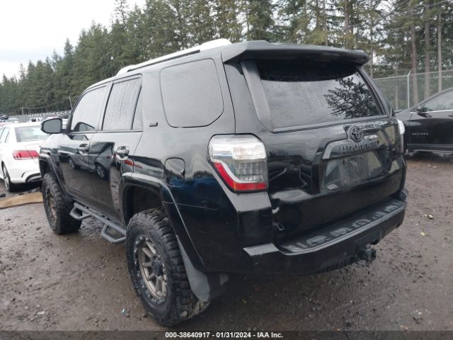 2014 TOYOTA 4RUNNER JTEBU5JR0E5172347 Photo 2