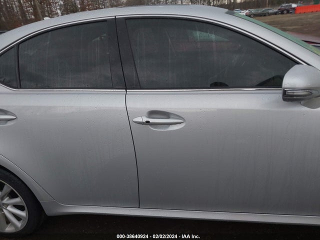 2010 LEXUS IS 250 VIN: JTHCF5C29A5040599