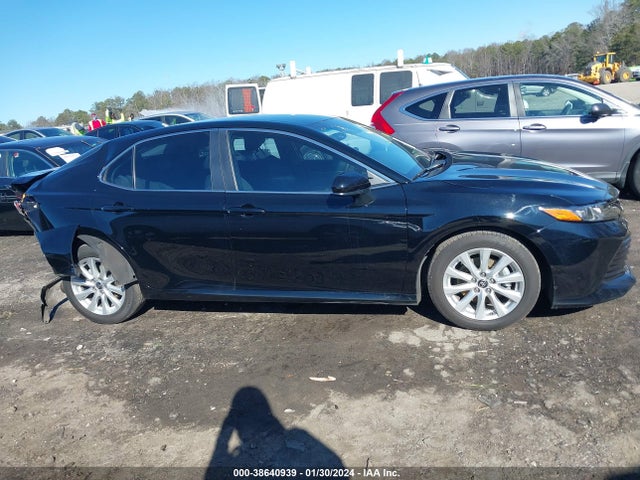 Toyota CAMRY LE 2020 4T1C11AK3LU997634 Image 13