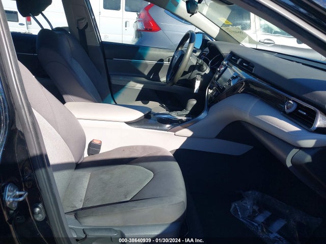 Toyota CAMRY LE 2020 4T1C11AK3LU997634 Image 5