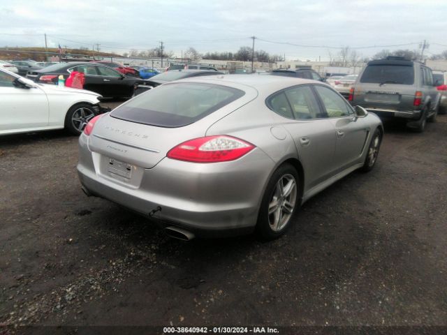 2012 PORSCHE PANAMERA WP0AA2A79CL071435 Photo 3