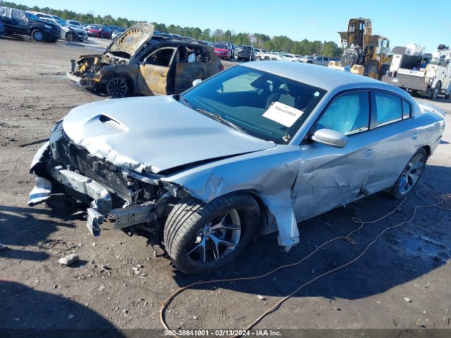 2C3CDXHG4NH173068 Dodge Charger Gt Rwd