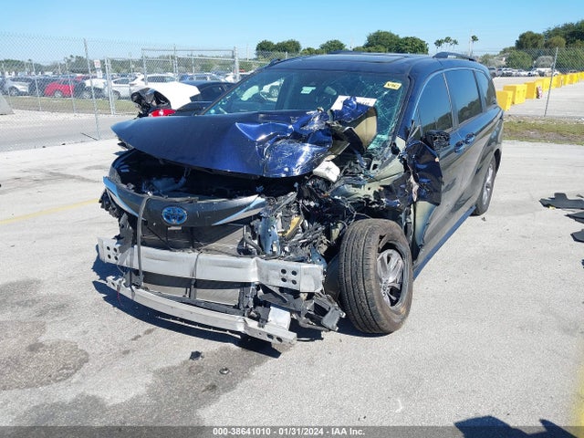 Toyota SIENNA XLE 2021 5TDYRKEC7MS063400 Image 6