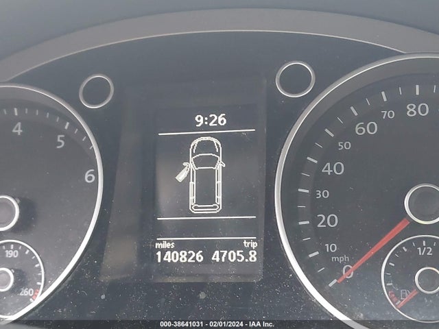 2010 VOLKSWAGEN PASSAT KOMFORT VIN: WVWXM7AN2AE146944