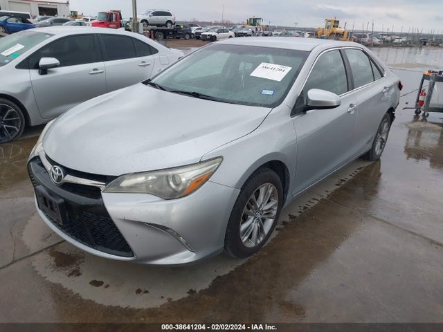 Toyota CAMRY SE 2015 4T1BF1FK2FU004800 Image 2