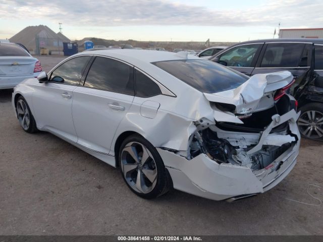 1HGCV2F97JA050763 Honda Accord Touring 2.0t