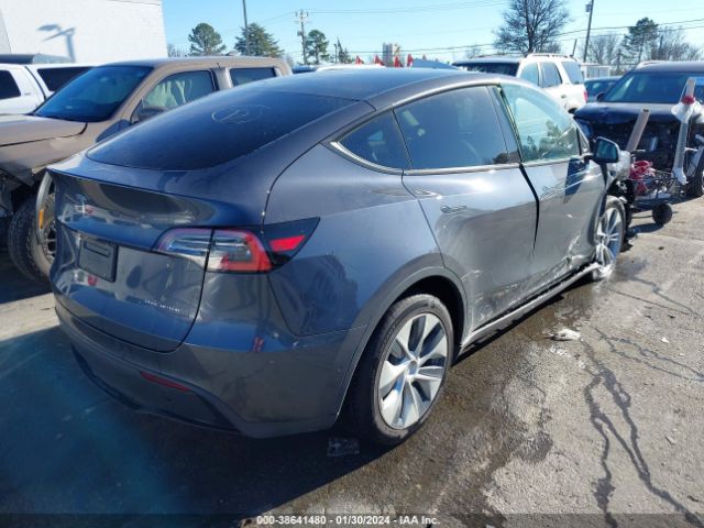2021 TESLA MODEL Y 5YJYGDEE5MF131250 Photo 3