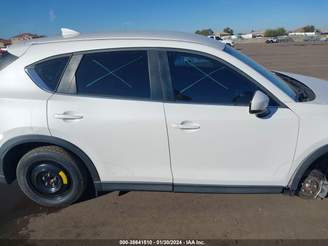 Продаж на аукціоні авто 2018 Mazda Cx-5 Sport, vin: JM3KFABM1J1384192, номер лоту: 38641510