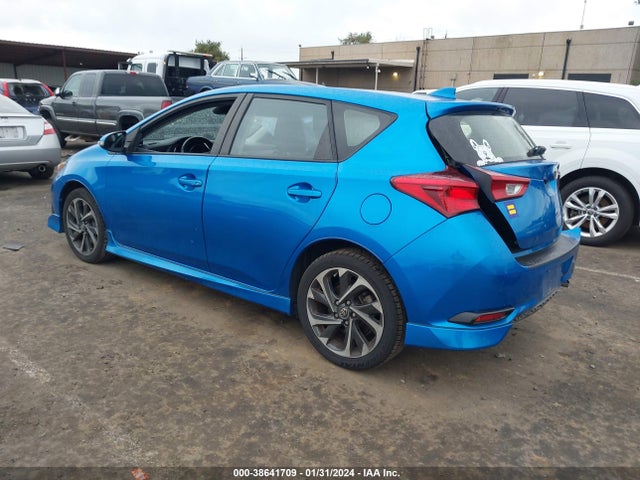 Toyota COROLLA IM 2018 JTNKARJE5JJ562634 Image 3