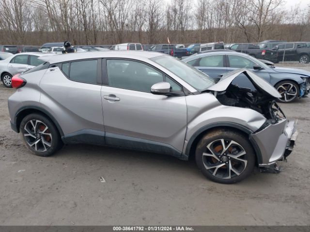 NMTKHMBX5JR014556 Toyota C-hr Xle Premium
