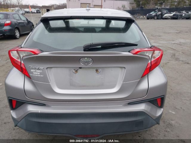 NMTKHMBX5JR014556 Toyota C-hr Xle Premium