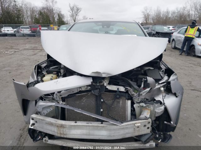 NMTKHMBX5JR014556 Toyota C-hr Xle Premium