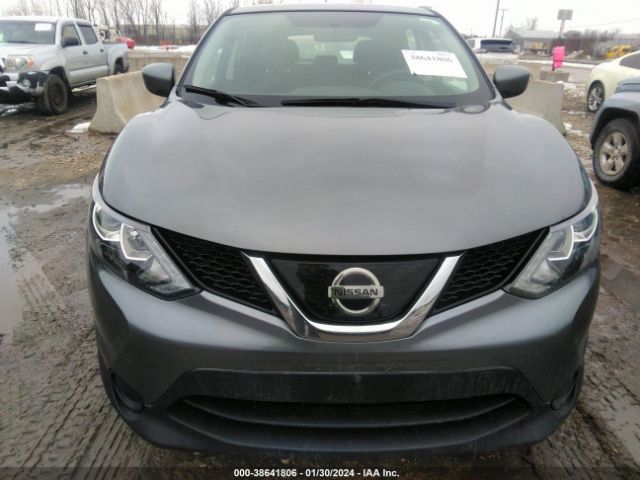JN1BJ1CR7KW316990 Nissan Rogue Sport S