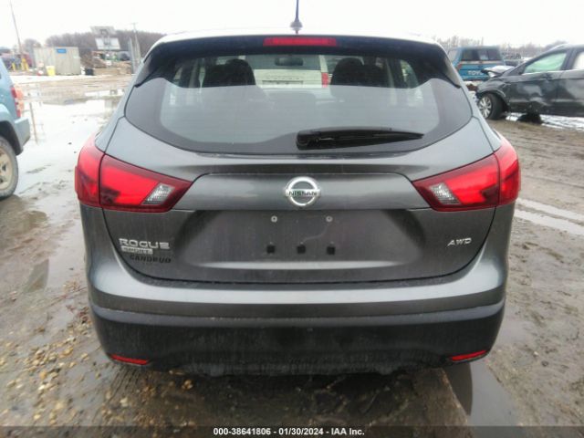 JN1BJ1CR7KW316990 Nissan Rogue Sport S