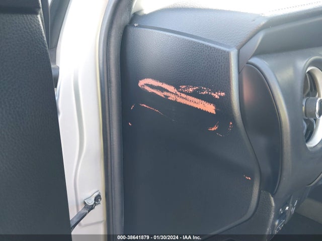 Toyota COROLLA SE 2019 5YFBURHE2KP946398 Image 6