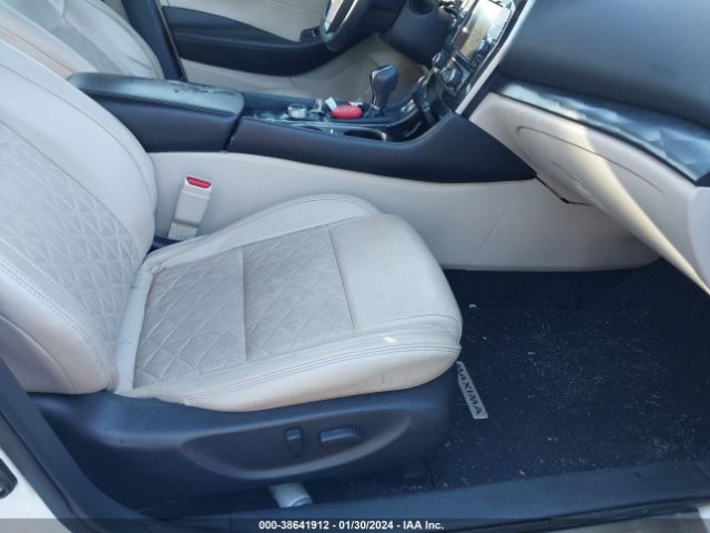 1N4AA6AV6KC362789 Nissan Maxima 3.5 Platinum