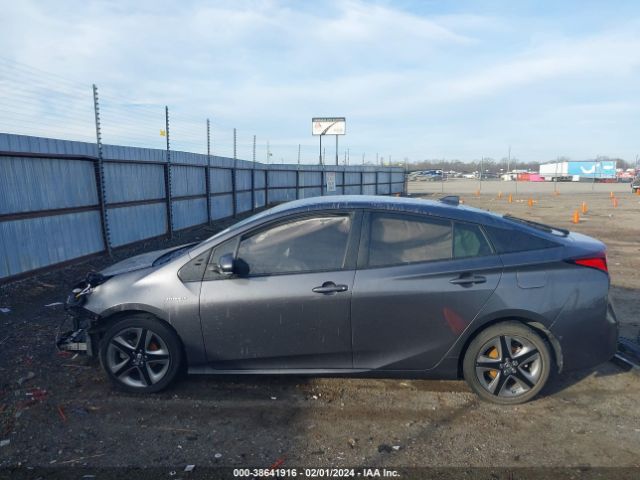 JTDKAMFU1M3149965 Toyota Prius Limited