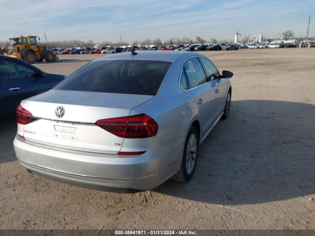 1VWBA7A34JC013581 Volkswagen Passat 2.0t Se