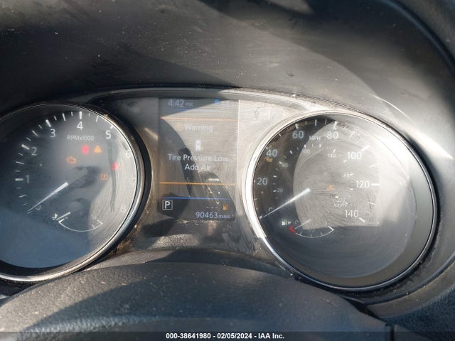 Nissan ROGUE S 2018 JN8AT2MTXJW469935 Image 16