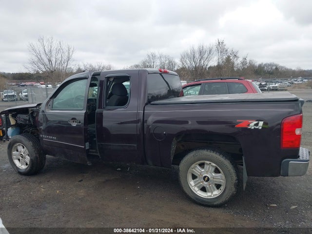 2008 CHEVROLET SILVERADO 1500 LT1 VIN: 1GCEK19J38Z136003
