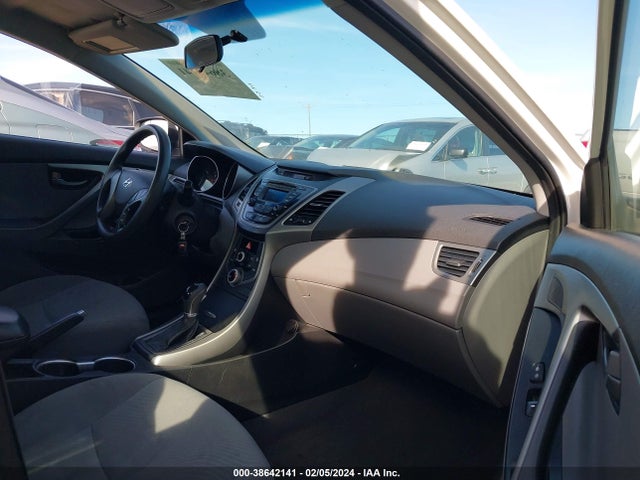 Hyundai ELANTRA SE 2014 5NPDH4AE6EH456266 Image 5