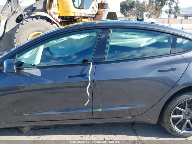 Tesla Model 3 Rear-wheel Drive 2023 5YJ3E1EA9PF706840 Image 13