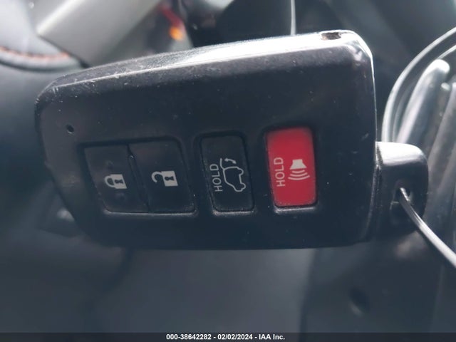 2016 TOYOTA RAV4 SE VIN: 2T3JFREV2GW516362