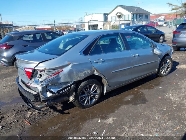 Toyota CAMRY SE 2015 4T1BF1FK9FU024283 Image 4