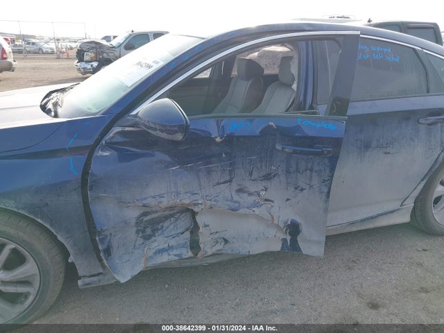 Honda ACCORD LX 2018 1HGCV1F12JA059181 Image 6