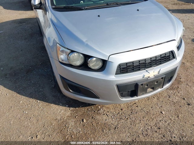 Chevrolet Sonic Lt Auto 2014 1G1JC5SH0E4224258 Image 17