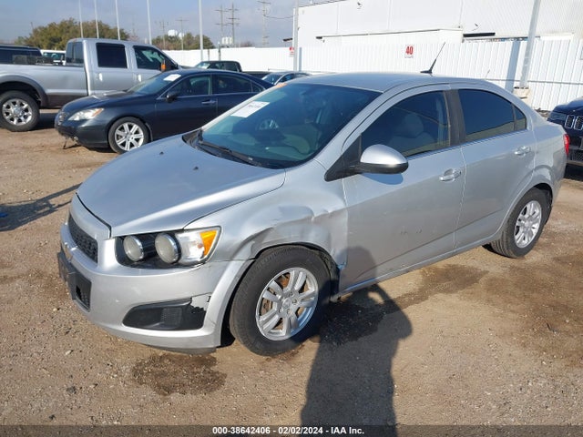 Chevrolet Sonic Lt Auto 2014 1G1JC5SH0E4224258 Image 2