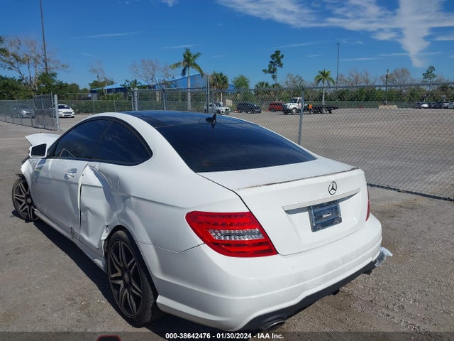 WDDGJ8JB0FG416615 Mercedes-Benz C 350 Sport 4matic