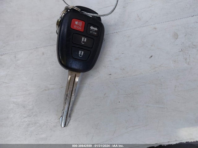 Toyota COROLLA LE 2015 2T1BURHE0FC419398 Image 11