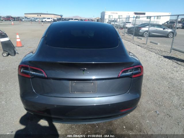 Tesla Model 3 Standard Range Plus Rear-wheel Drive 2021 5YJ3E1EA6MF992450 Image 15