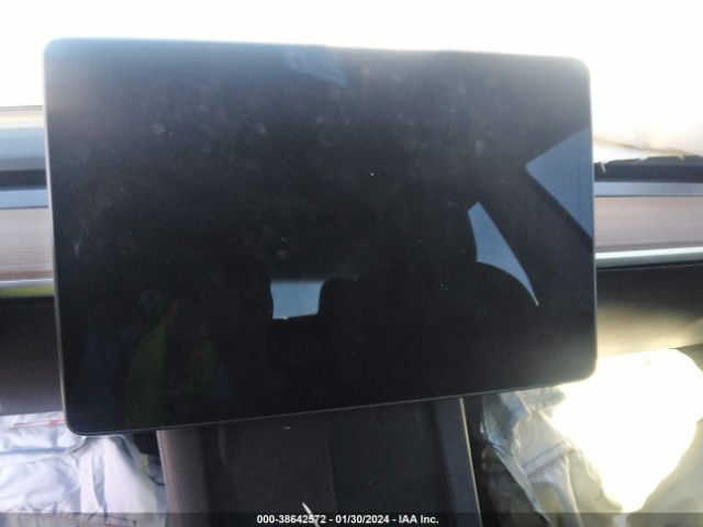 Tesla Model 3 Standard Range Plus Rear-wheel Drive 2021 5YJ3E1EA6MF992450 Image 17