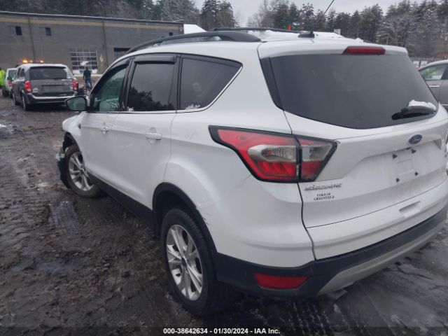1FMCU9GD3JUC83756 Ford ESCAPE SE