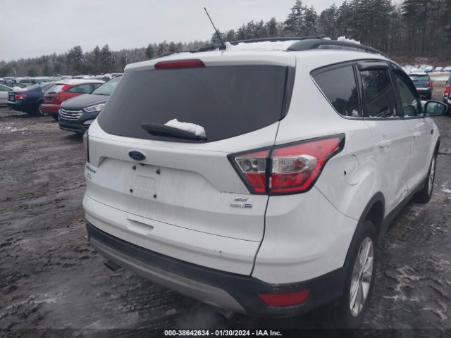 1FMCU9GD3JUC83756 Ford ESCAPE SE