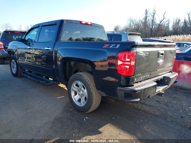 Chevrolet Silverado 1500 2lt 2018 3GCUKREC7JG388294 Image 3