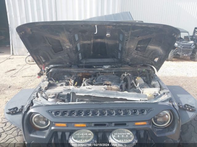 1C4BJWDG9HL743007 Jeep Wrangler Unlimited Sport 4x4