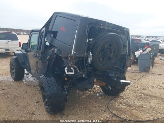 1C4BJWDG9HL743007 Jeep Wrangler Unlimited Sport 4x4