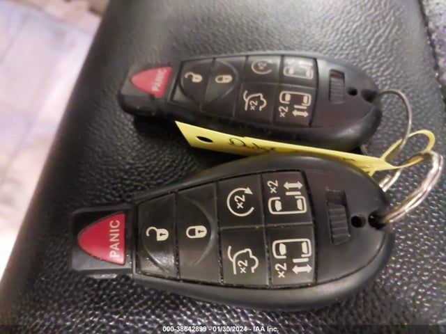 2C4RC1CGXER312742 Chrysler Town & Country Touring-l
