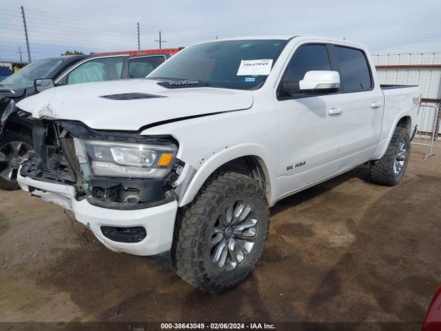 RAM 1500 Laramie  4x4 5'7 Box 2019 1C6SRFJT6KN605955 Image 2