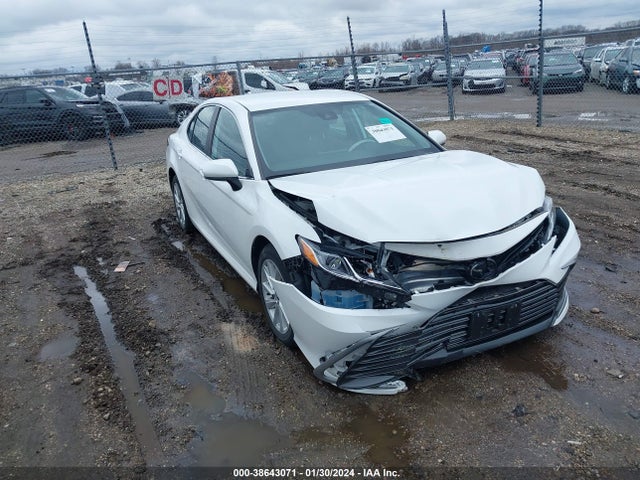Toyota CAMRY LE 2021 4T1C11AK4MU478741 Image 1