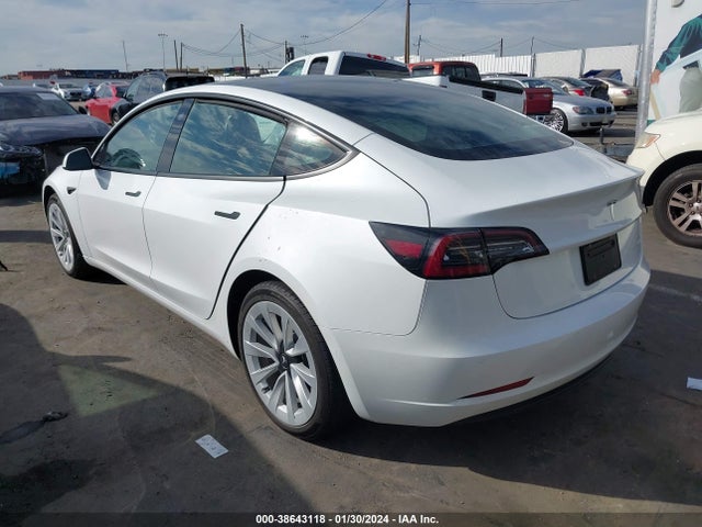 Tesla Model 3 Long Range Dual Motor All-wheel Drive 2022 5YJ3E1EB3NF298938 Image 3