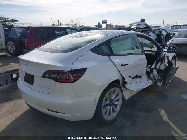 Tesla Model 3 Long Range Dual Motor All-wheel Drive 2022 5YJ3E1EB3NF298938 Image 4