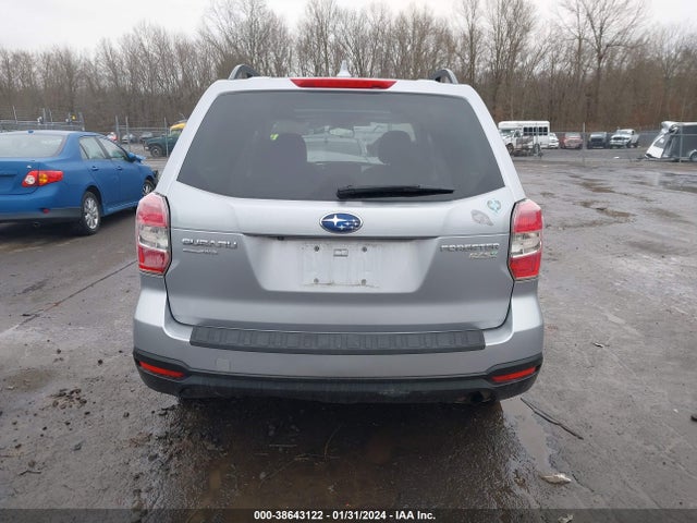 Subaru Forester 2.5i Premium 2016 JF2SJADC0GH416837 Image 16