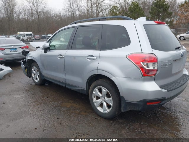 Subaru Forester 2.5i Premium 2016 JF2SJADC0GH416837 Image 3