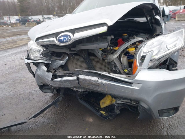 Subaru Forester 2.5i Premium 2016 JF2SJADC0GH416837 Image 6