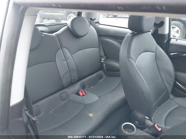 2010 MINI COOPER S WMWMF7C51ATZ72896 Photo 7